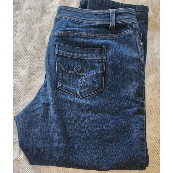 1  CJ Banks straight fit jeans, Petite - Picture 2 of 6